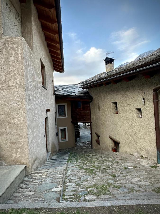 Maison Dede - Cir Charvensod 0004 Buitenkant foto